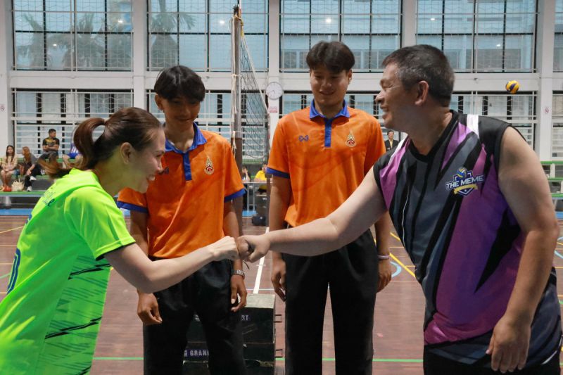 สภาคณาจารย์และพนักงาน จัดโครงการเสริมสร้างความสุข ความมั่นคง และความปลอดภัย ในการปฏิบัติงานของประชาคมสวนดุสิต “กิจกรรมกีฬาสานสัมพันธ์บุคลากร ครั้งที่ 1” (วันที่ 10)
